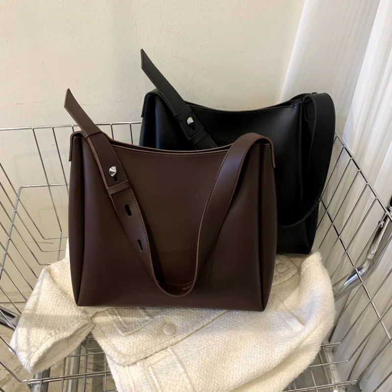 Модная кожаная сумка-тоут для  – обзор и цена Women Bags 2026 Trends