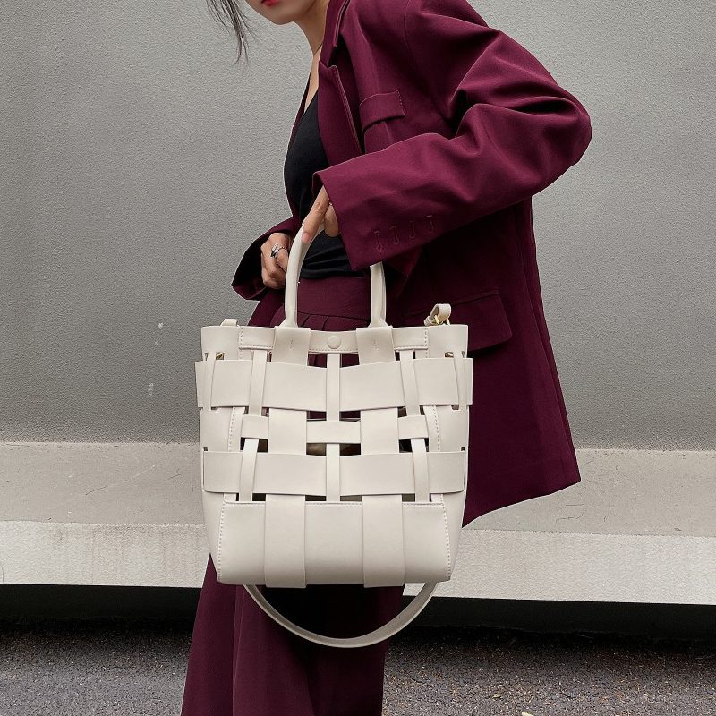 Сумки-тоут из натуральной кожи – обзор и цена Women Bags On Sale